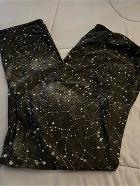 Black Constellation Print Leggings - Women